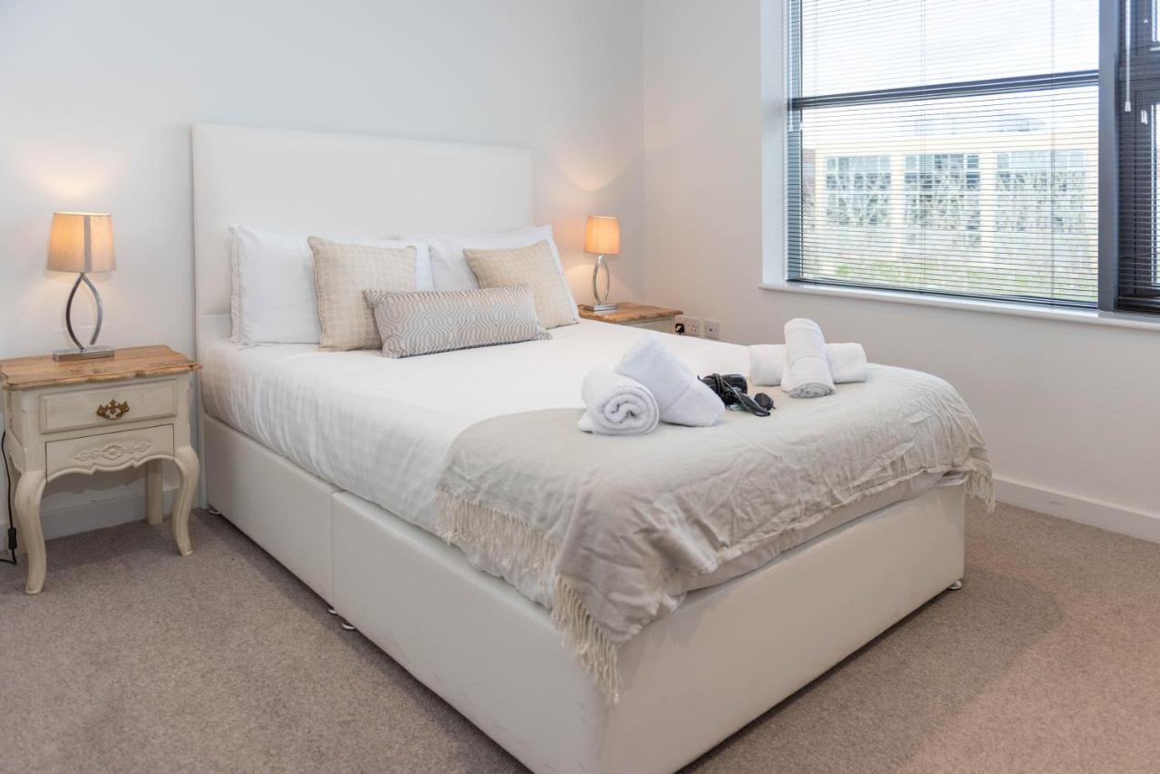 City Stay Apartments - Centro Мілтон-Кінз Екстер'єр фото