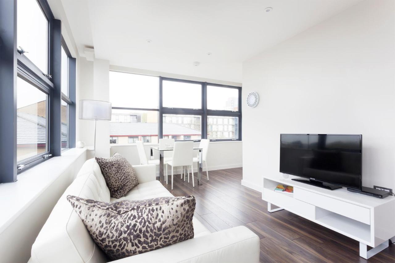 City Stay Apartments - Centro Мілтон-Кінз Екстер'єр фото