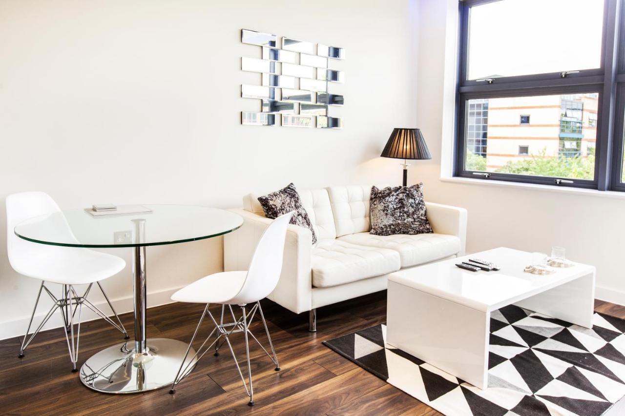 City Stay Apartments - Centro Мілтон-Кінз Екстер'єр фото
