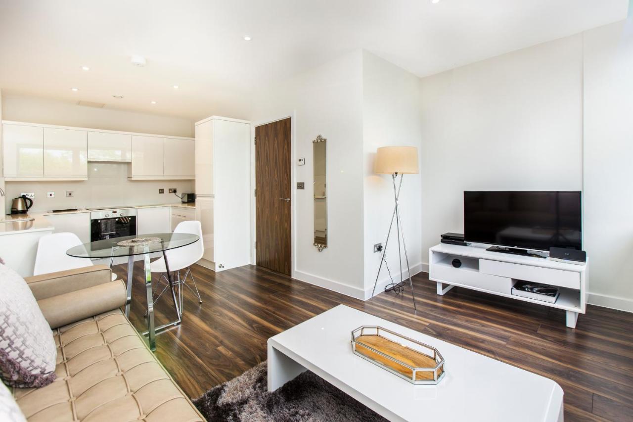 City Stay Apartments - Centro Мілтон-Кінз Екстер'єр фото
